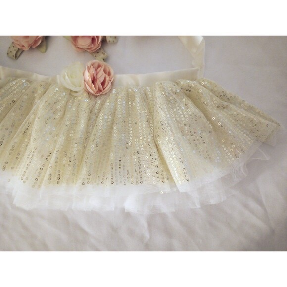 4pc TOBY Infant Girl Photo Shoot Prop Set Tulle Skirt + Flowers - Picture 3 of 9
